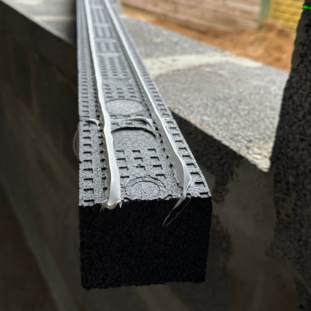 теплый профиль выносного монтажа BLAUGELB TRIOTHERM+ 70х85х1175мм