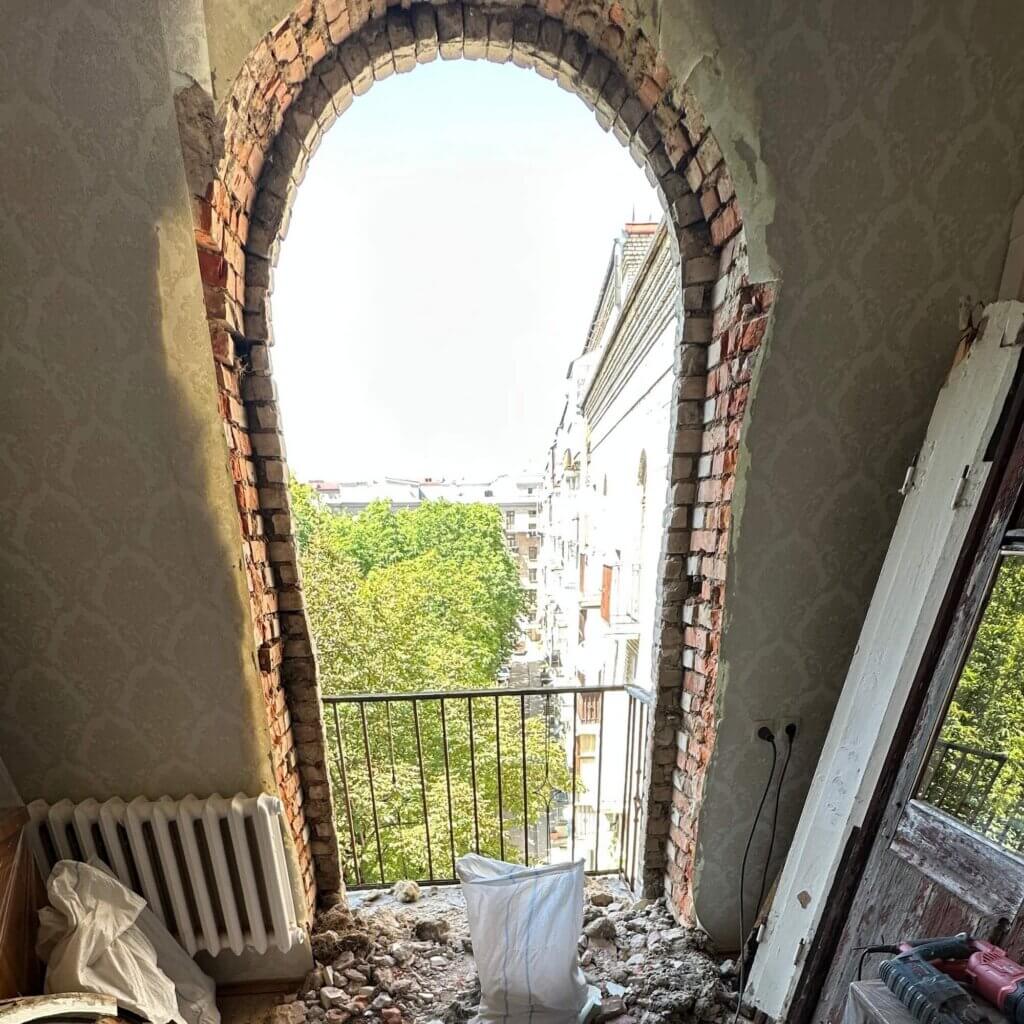 пустой проем готовый к установке окна